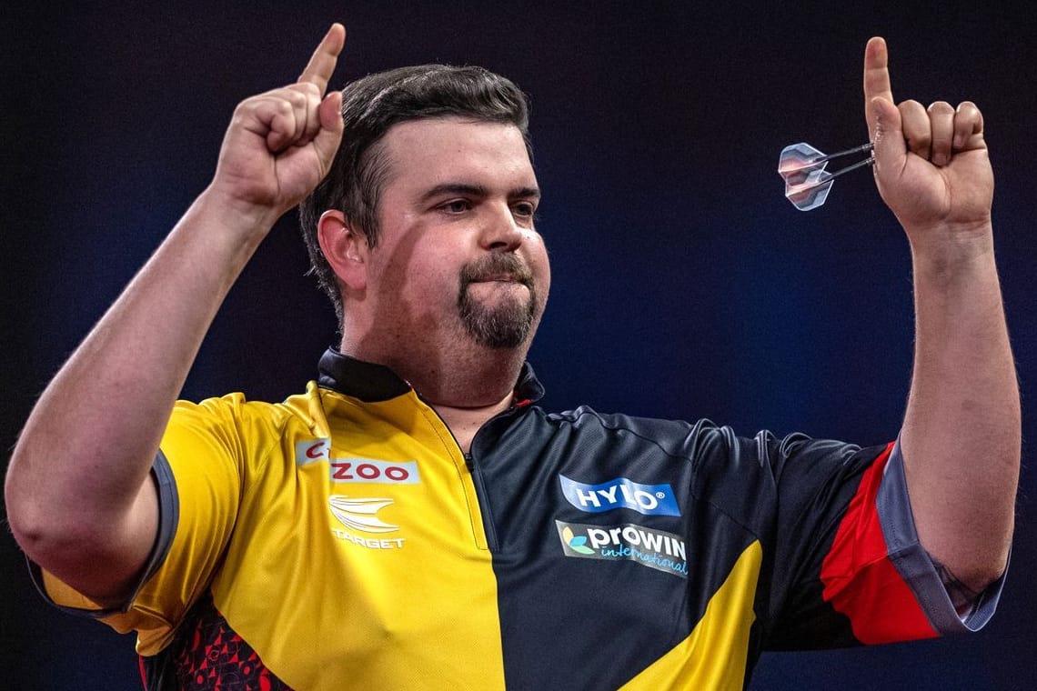 Gabriel Clemens: Für den Deutschen läuft es bei der Darts-Weltmeisterschaft unerwartet gut.