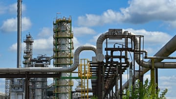 Anlage der PCK-Raffinerie im brandenburgischen Schwedt: Hier wurde bis vor kurzem fast ausschließlich russisches Öl verarbeitet.