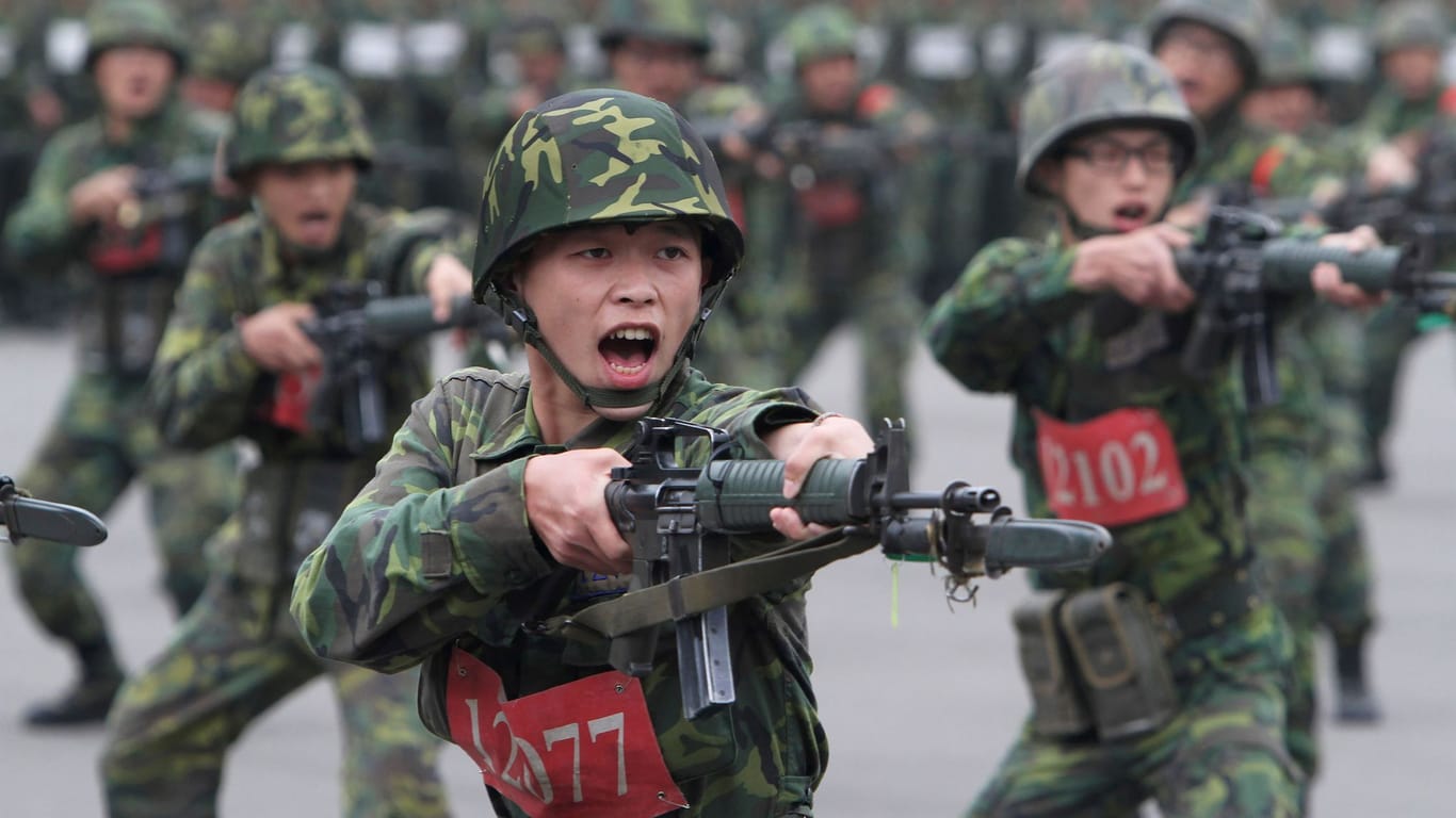Rekruten in Taiwan: Die Inselrepublik bereitet sich auf eine mögliche chinesische Invasion vor.