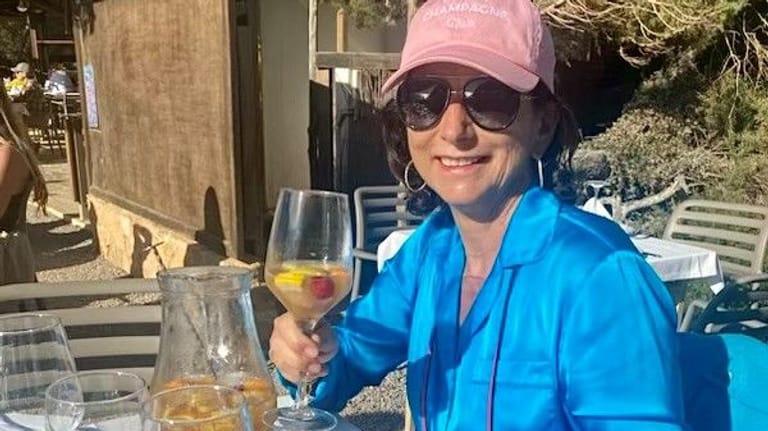 Claudia Obert lässt es sich auf Ibiza gut gehen: Die Insel sei ihr zweiter Wohnsitz, sagt sie t-online.