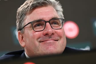 Axel Hellmann von Eintracht Frankfurt: Er und Oliver Leki vom SC Freiburg sollen die DFL angeblich übergangsweise leiten.