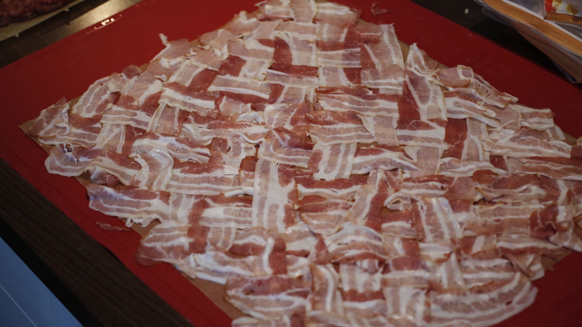 Bacon: Sie können die Streifen als Netz auslegen.