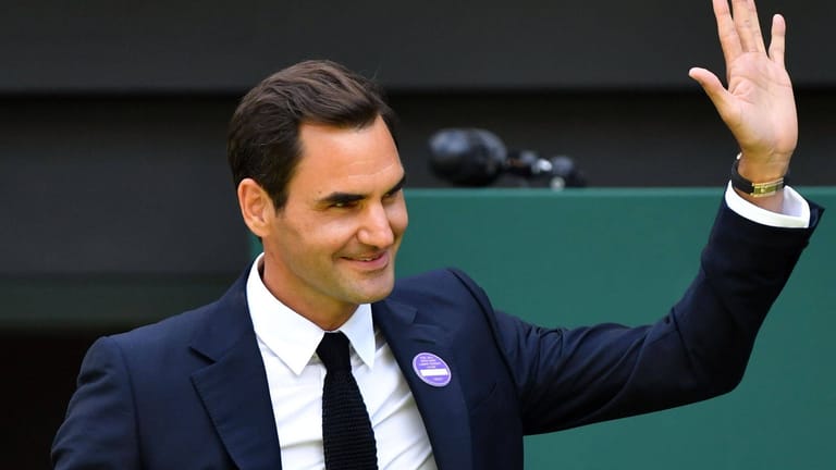 Roger Federer auf dem Centre Court in Wimbledon: In der amerikanischen "Daily Show" gab der Schweizer eine launige Geschichte zum Besten.