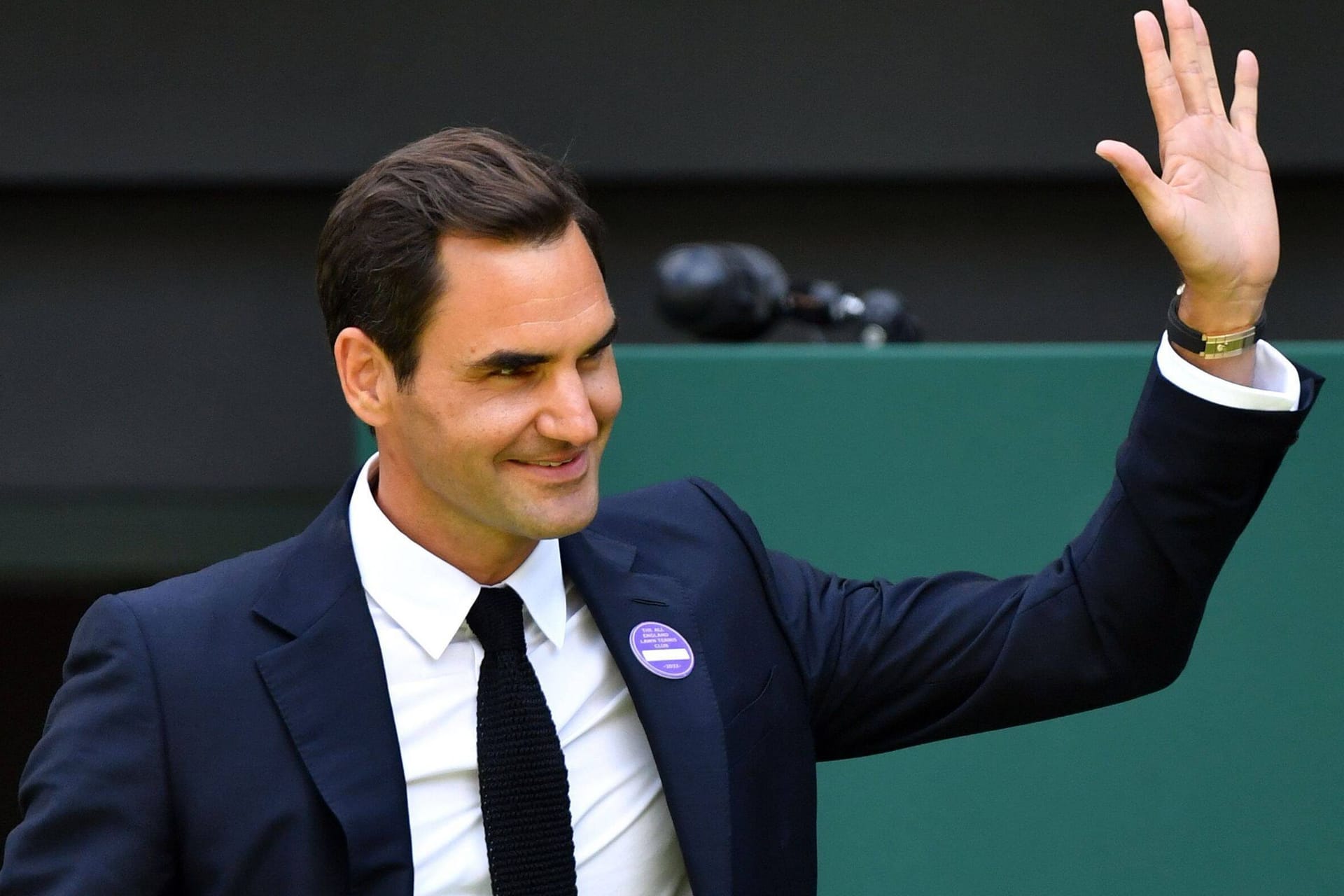 Roger Federer auf dem Centre Court in Wimbledon: In der amerikanischen "Daily Show" gab der Schweizer eine launige Geschichte zum Besten.