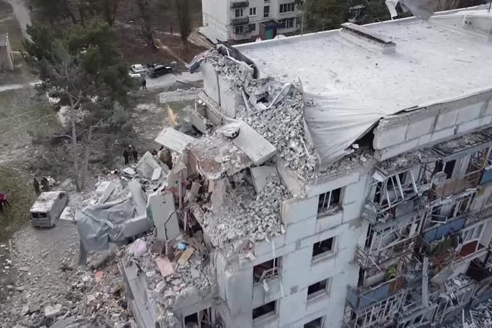 Ein zerstörtes Wohnhaus in Charkiw.