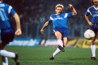 Andrzej Iwan 1988 im Dress des VfL Bochum: Gegen den HSV schoss er seinen Verein ins Finale.