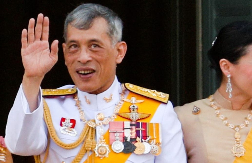 Thai-König Maha Vajiralongkorn im Mai 2019 mit seiner Tochter Bajrakitiyabha.