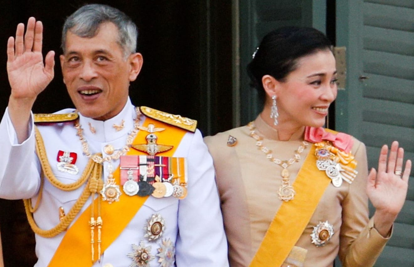 Thai-König Maha Vajiralongkorn im Mai 2019 mit seiner Tochter Bajrakitiyabha.