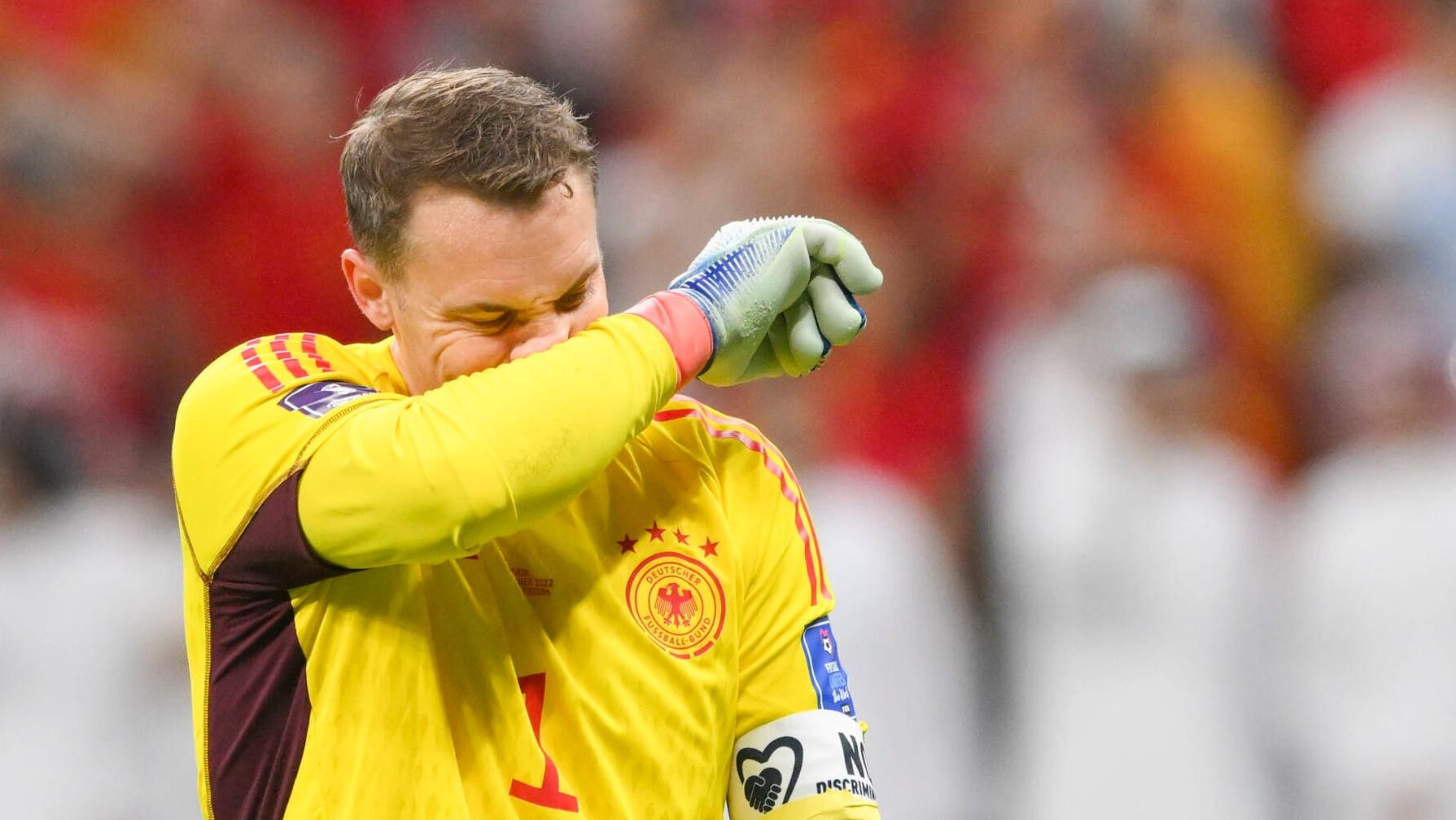 Manuel Neuer kann frühestens ab dem Sommer wieder Fußball spielen.