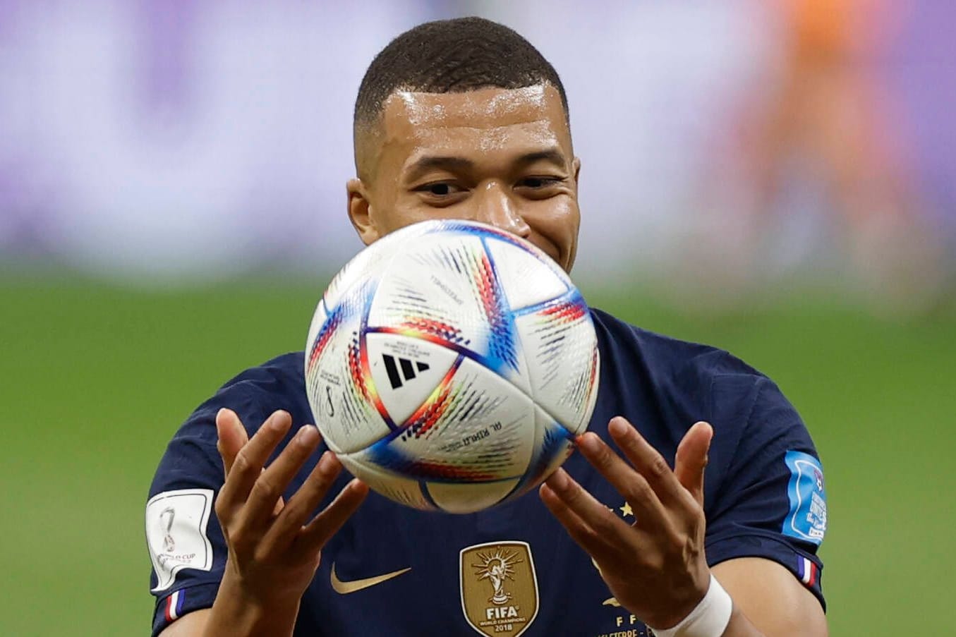 Kylian Mbappé: Im Halbfinale werden die Teams, darunter auch Frankreich, mit neuem Ball spielen.