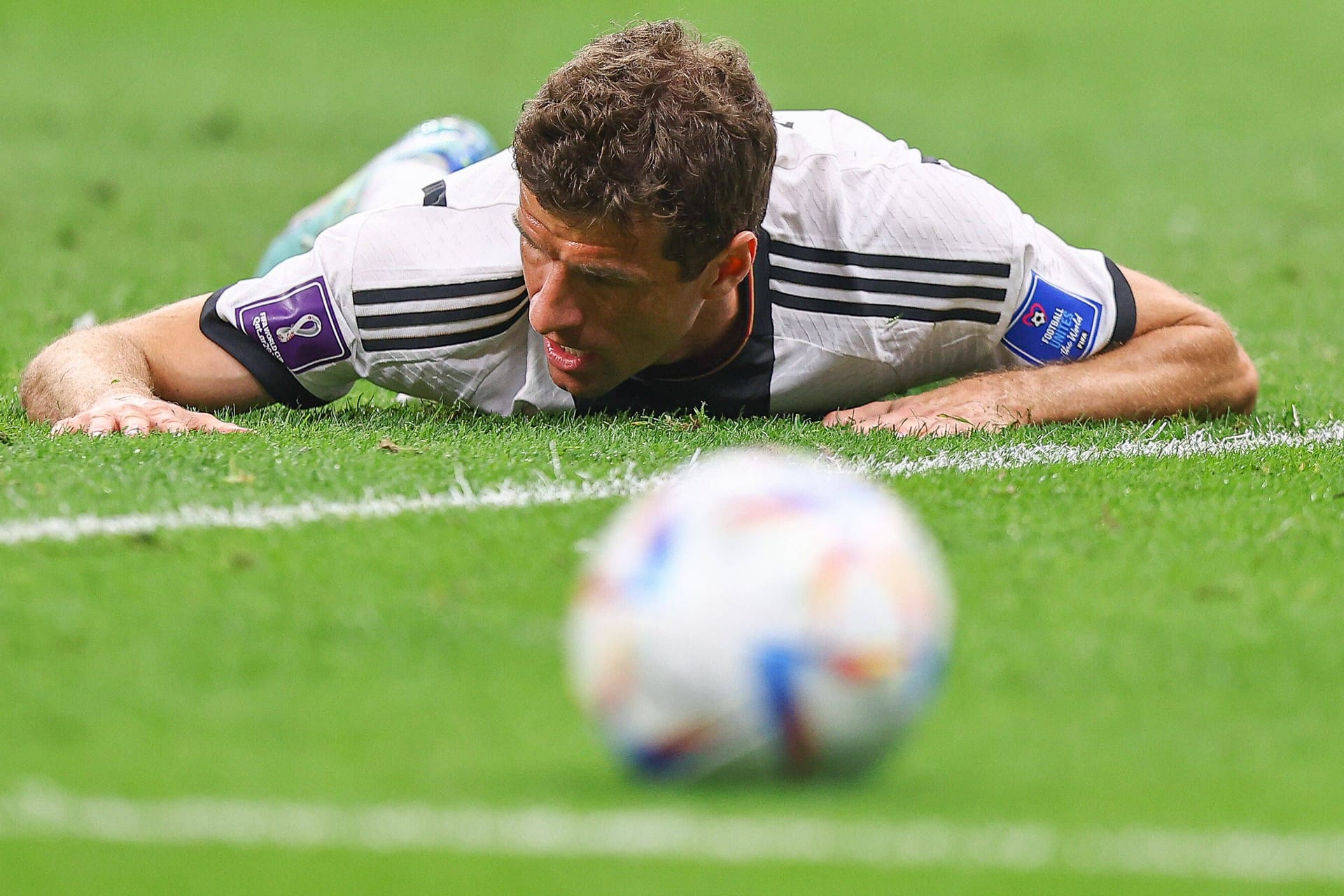 Am Boden: Thomas Müller im Spiel gegen Costa Rica.