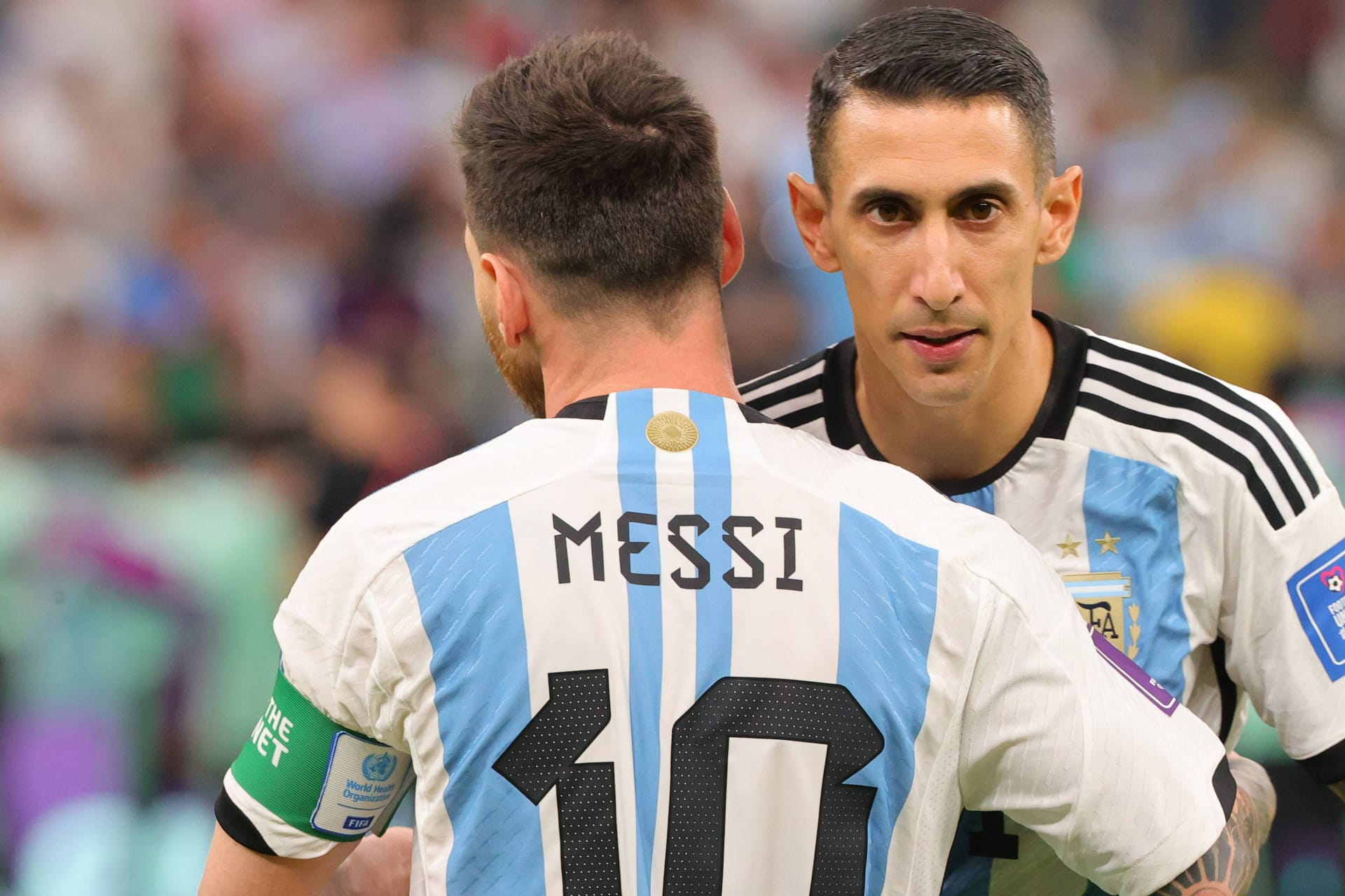 Lionel Messi mit Altstar Angel di Maria: Der Flügelspieler von Juventus Turin steht in der Startaufstellung.