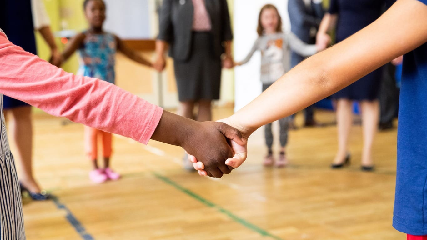 Kinder in der Kita: Der Bundestag hat ein Gesetz zur Weiterentwicklung der Qualität und zur Teilhabe in der Kindertagesbetreuung beschlossen.