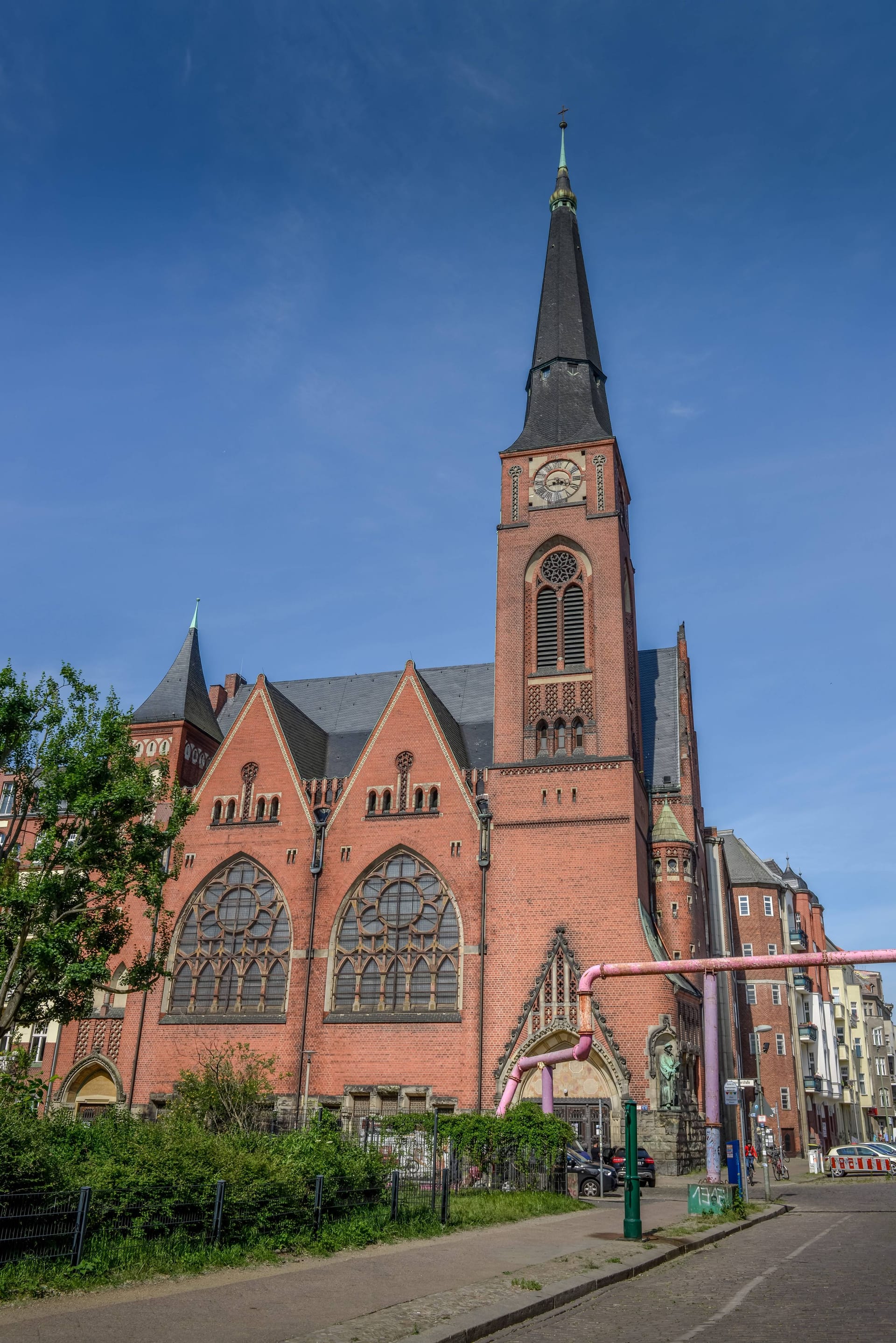 Zwinglikirche in Friedrichshain: In der Kirche werden Obdachlose untergebracht.