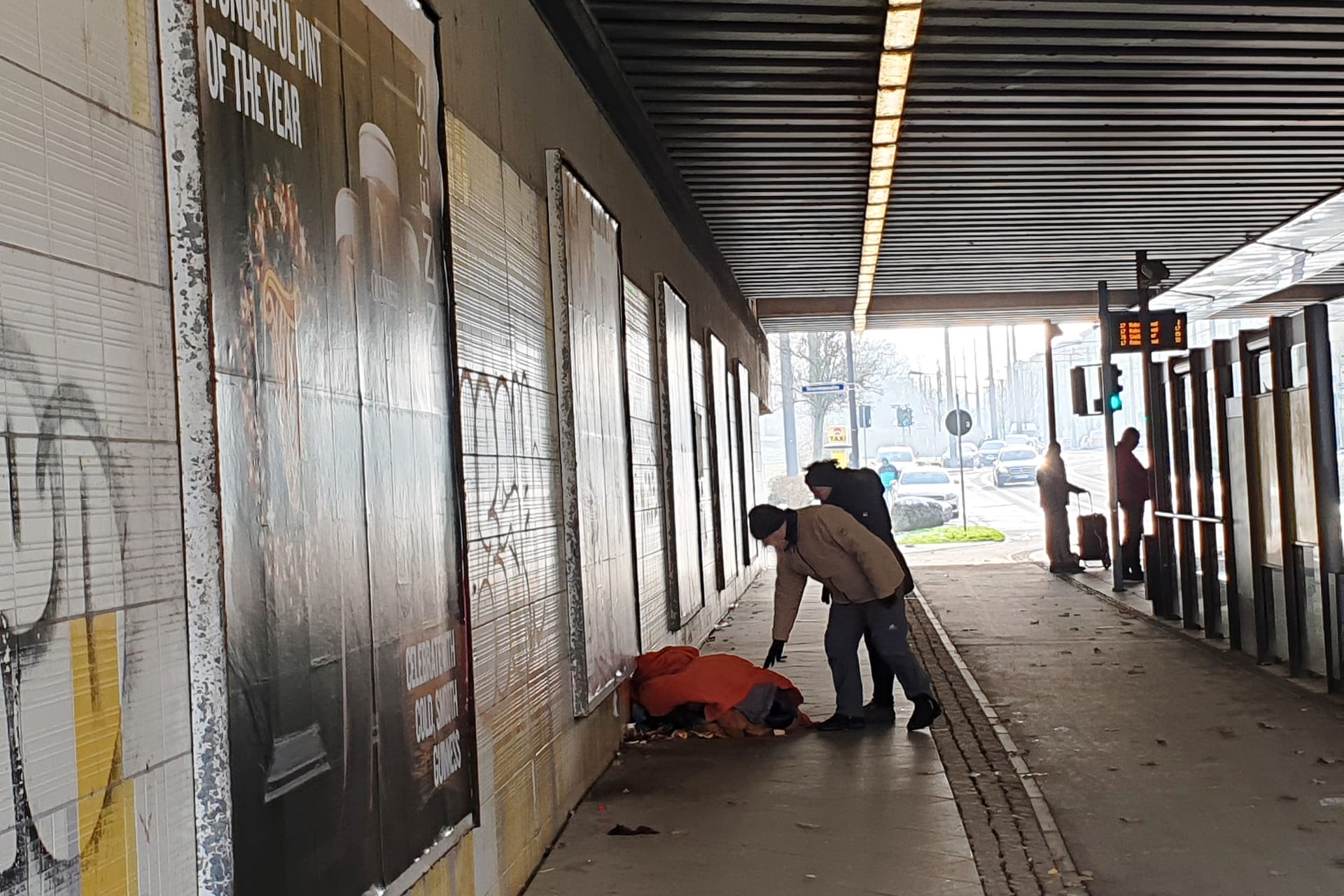 Die Mitarbeiter des Kältebusses helfen Obdachlosen: Ihre Dienste retten Leben.