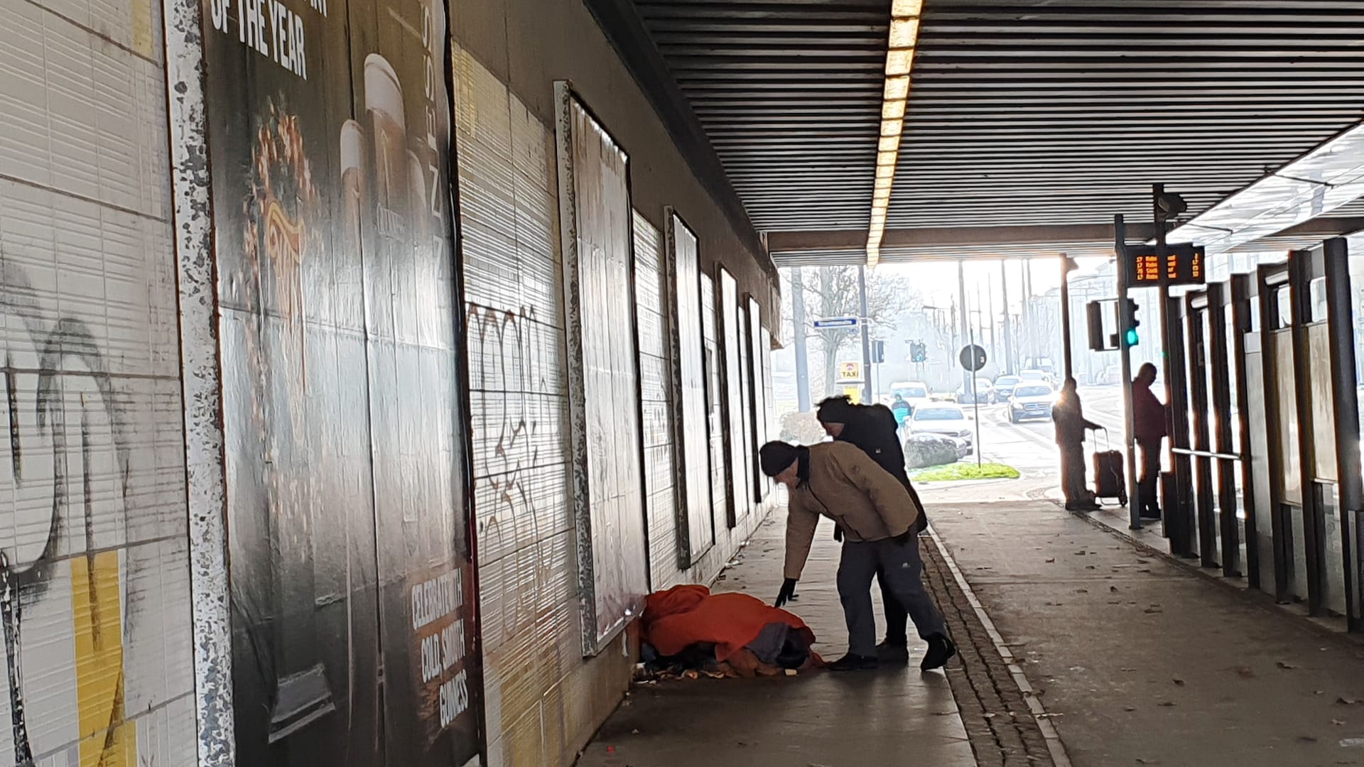 Die Mitarbeiter des Kältebusses helfen Obdachlosen: Ihre Dienste retten Leben.