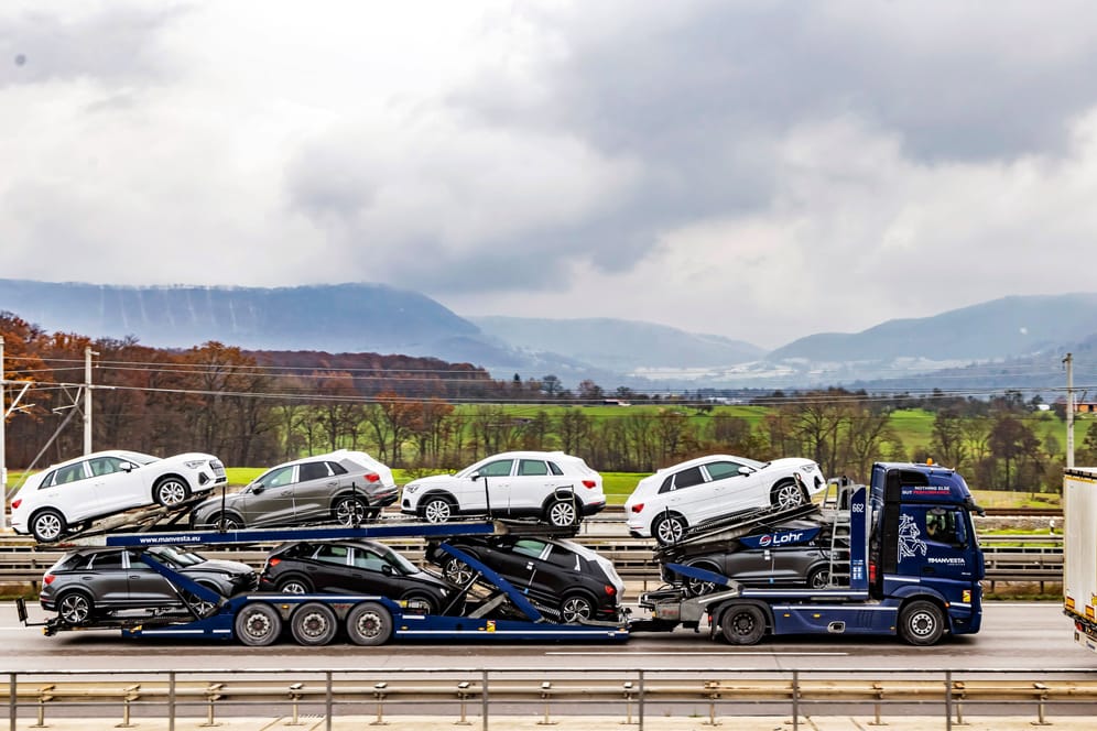 Wegen gestiegener Strompreise: Neuwagen dürften im kommenden Jahr deutlich teurer werden.