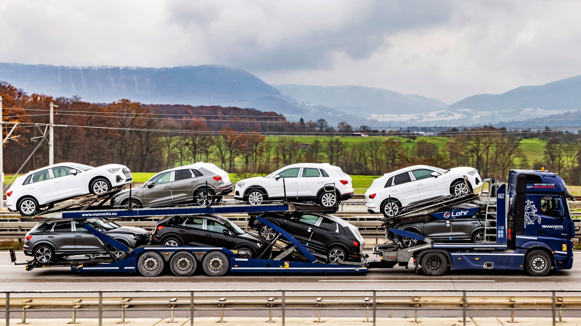 Wegen gestiegener Strompreise: Neuwagen dürften im kommenden Jahr deutlich teurer werden.