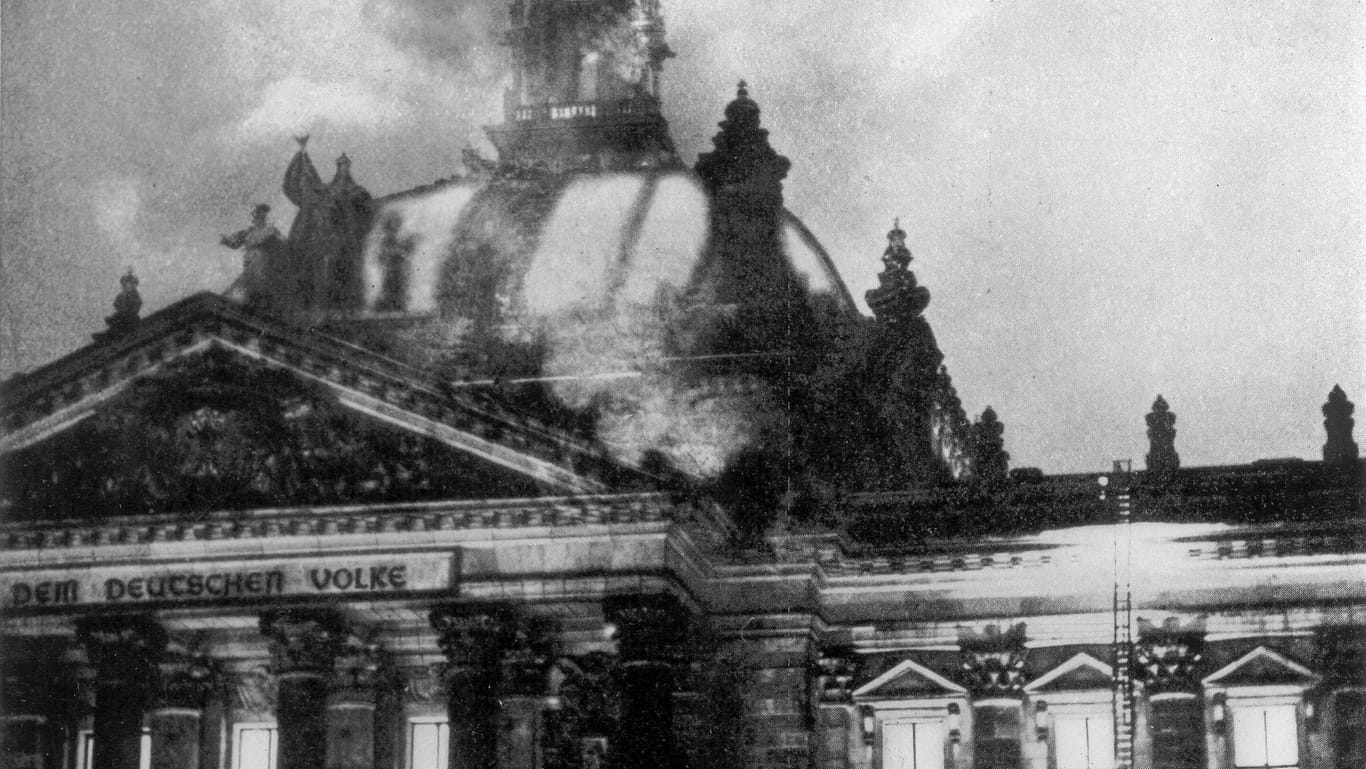 27.02.1933: Als der Reichstag in Flammen stand