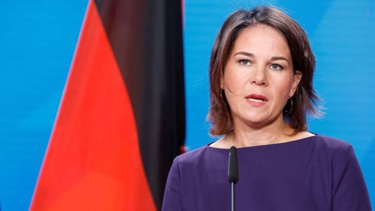 Annalena Baerbock, Außenministerin der Bundesregierung: Sie hatte "harte Maßnahmen" gegen das Islamische Regime angekündigt.