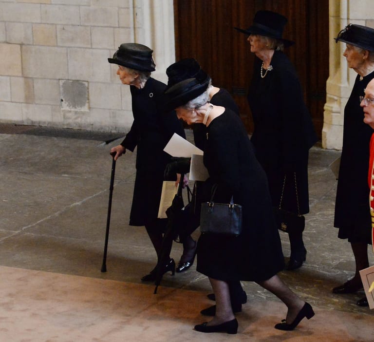 Beisetzung der Queen: Die Hofdamen der Königin, darunter auch Lady Susan Hussey.