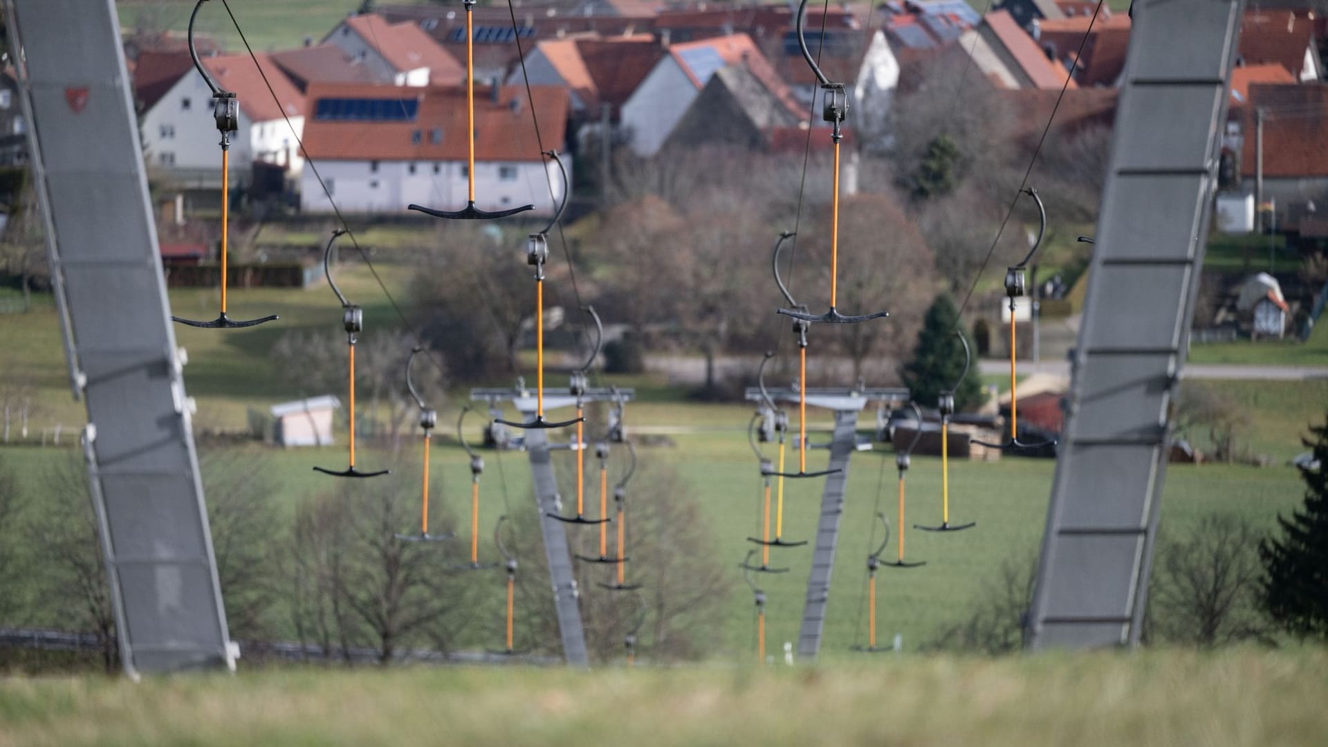 Tauwetter Rechte Winterurlauber Schneemangel