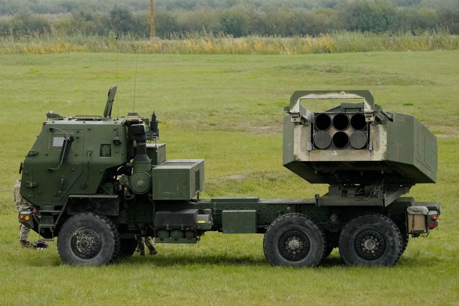 HIMARS-Raketenwerfer (Symbolbild): Estland hat sechs Mehrfachraketenwerfer von den USA gekauft.