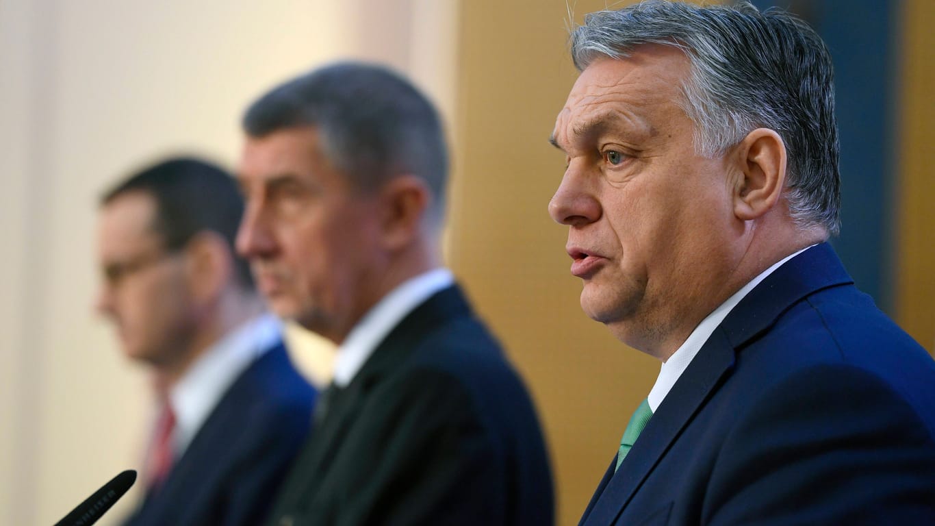 Polens Ministerprädient Morawiecki mit Tschechiens Andrej Babis und Ungarns Präsident Viktor Orban (v.l.n.r.).