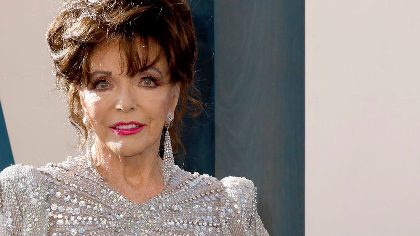 Joan Collins: Die Schauspielerin feierte bei sonnigem Wetter Weihnachten.