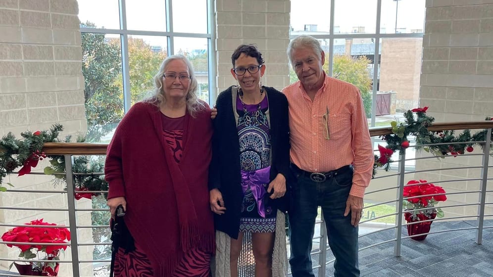 Melissa Highsmith mit ihren Eltern: Nach 51 Jahren sahen sie sich am 26. November zum ersten Mal wieder.