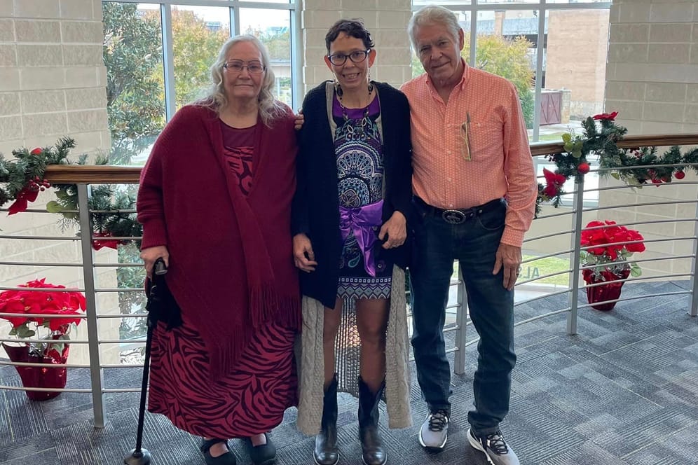 Melissa Highsmith mit ihren Eltern: Nach 51 Jahren sahen sie sich am 26. November zum ersten Mal wieder.