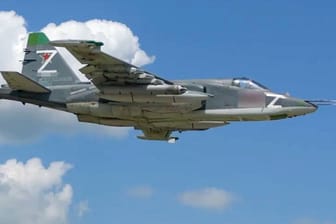 Eine Sukhoi Su-25: Das Erdkampfflugzeug wird modernisiert, vor allem was die Waffenausstattung betrifft.