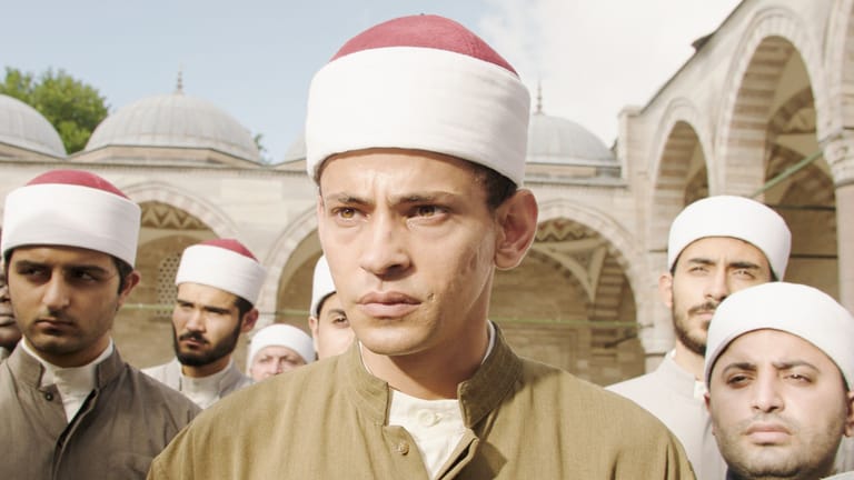 Adam (v.), gespielt von Tafweek Barhom, gerät in "Die Kairo Verschwörung" in Lebensgefahr.