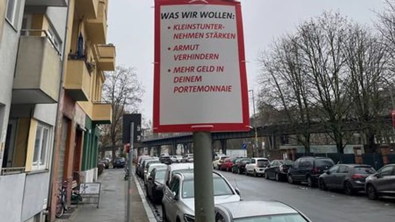 Rückseite der Plakate: Hier erläutert die SPD genauer, was sie eigentlich will.