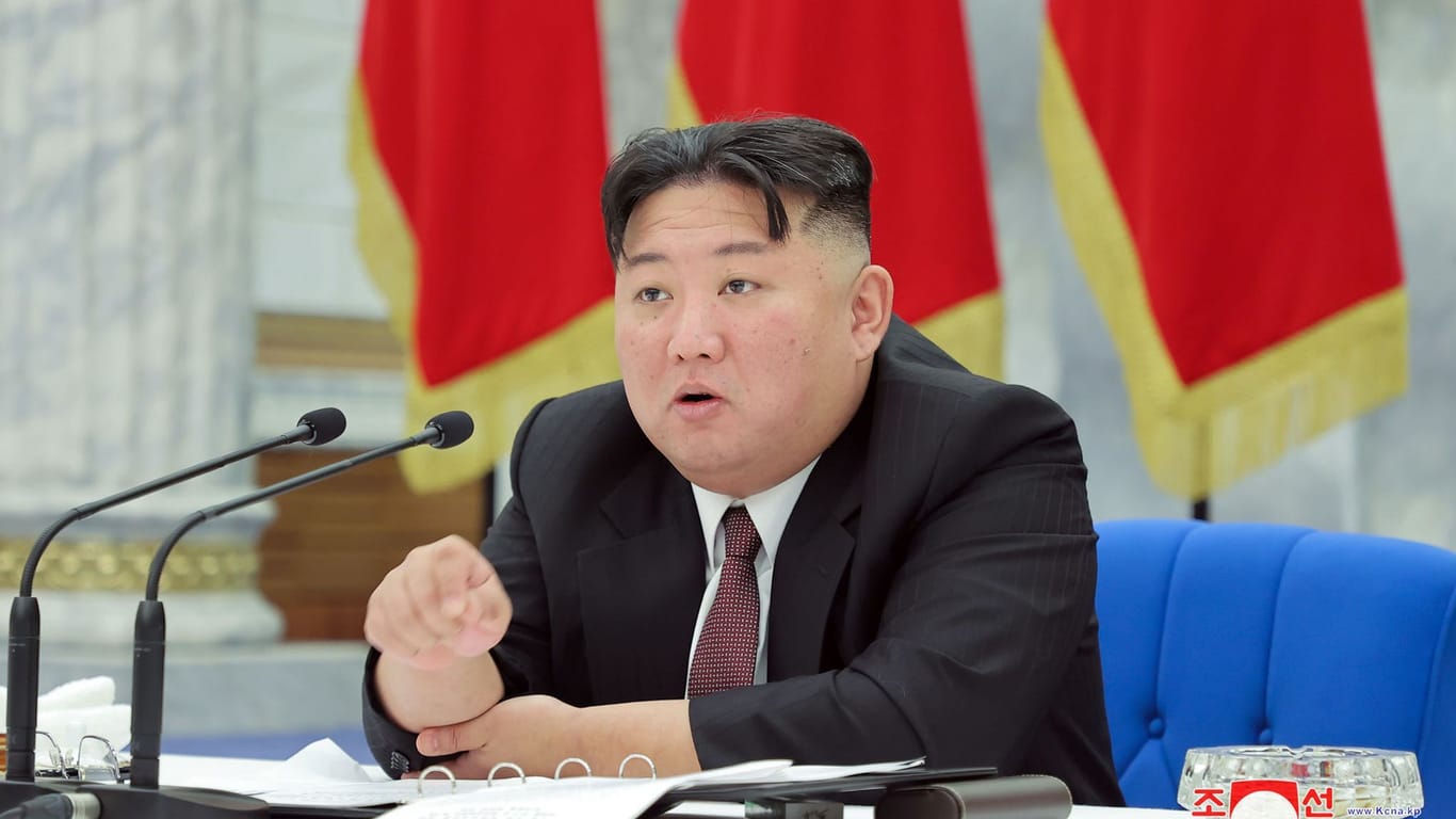 Kim Jong Un bei einer Rede in Nordkorea: Er will die Produktion von Atomwaffen erhöhen.