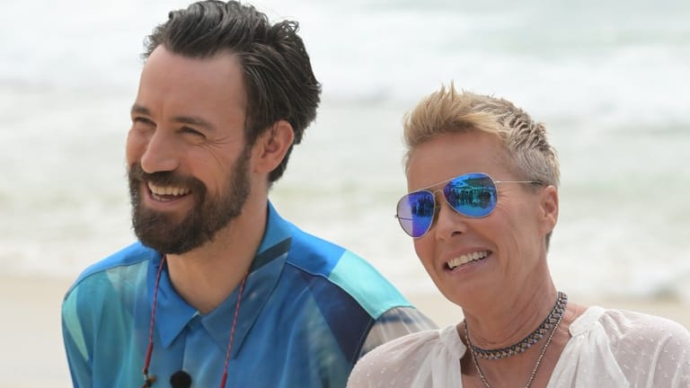 Jan Köppen und Sonja Zietlow: Das neue Moderationsduo am Strand Australiens.