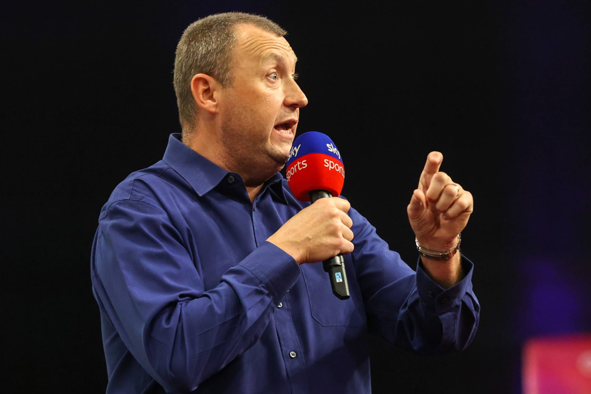 Wayne Mardle: Der TV-Experte hatte keine Stimme mehr während des Darts-Finales.