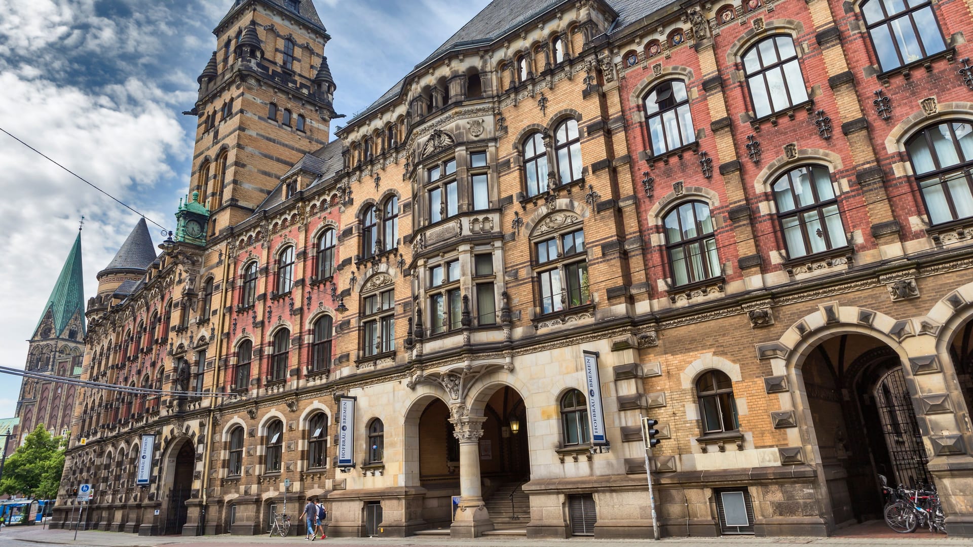 Landgericht Bremen (Archivfoto): Ein 22-Jähriger ist zu einer Haftstrafe verurteilt worden.