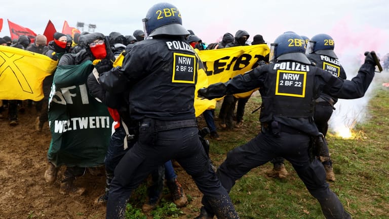 CLIMATE-CHANGE/GERMANY-PROTEST