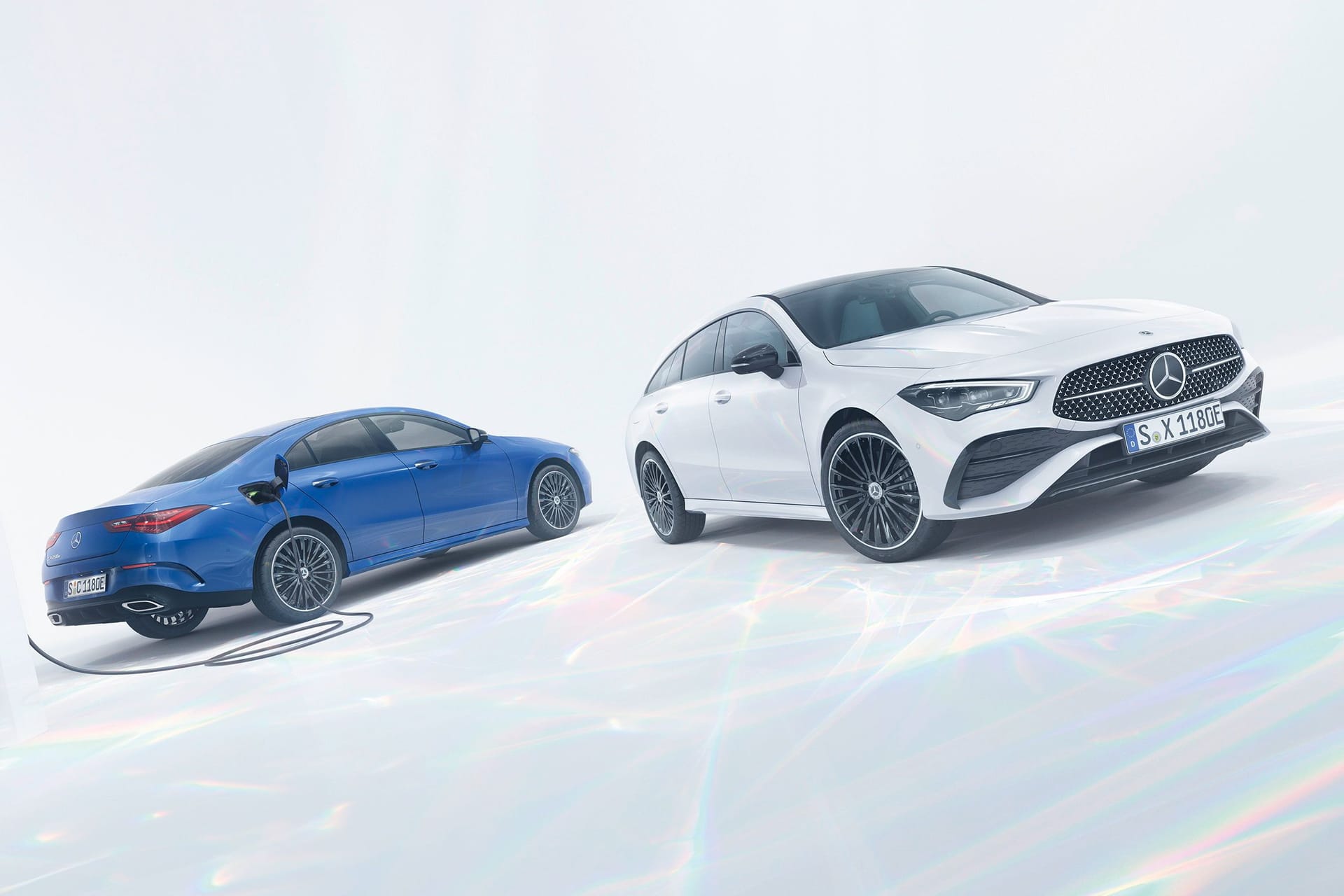 Leichte Retuschen: Das Facelift der Mercedes CLA fällt optisch mild aus.