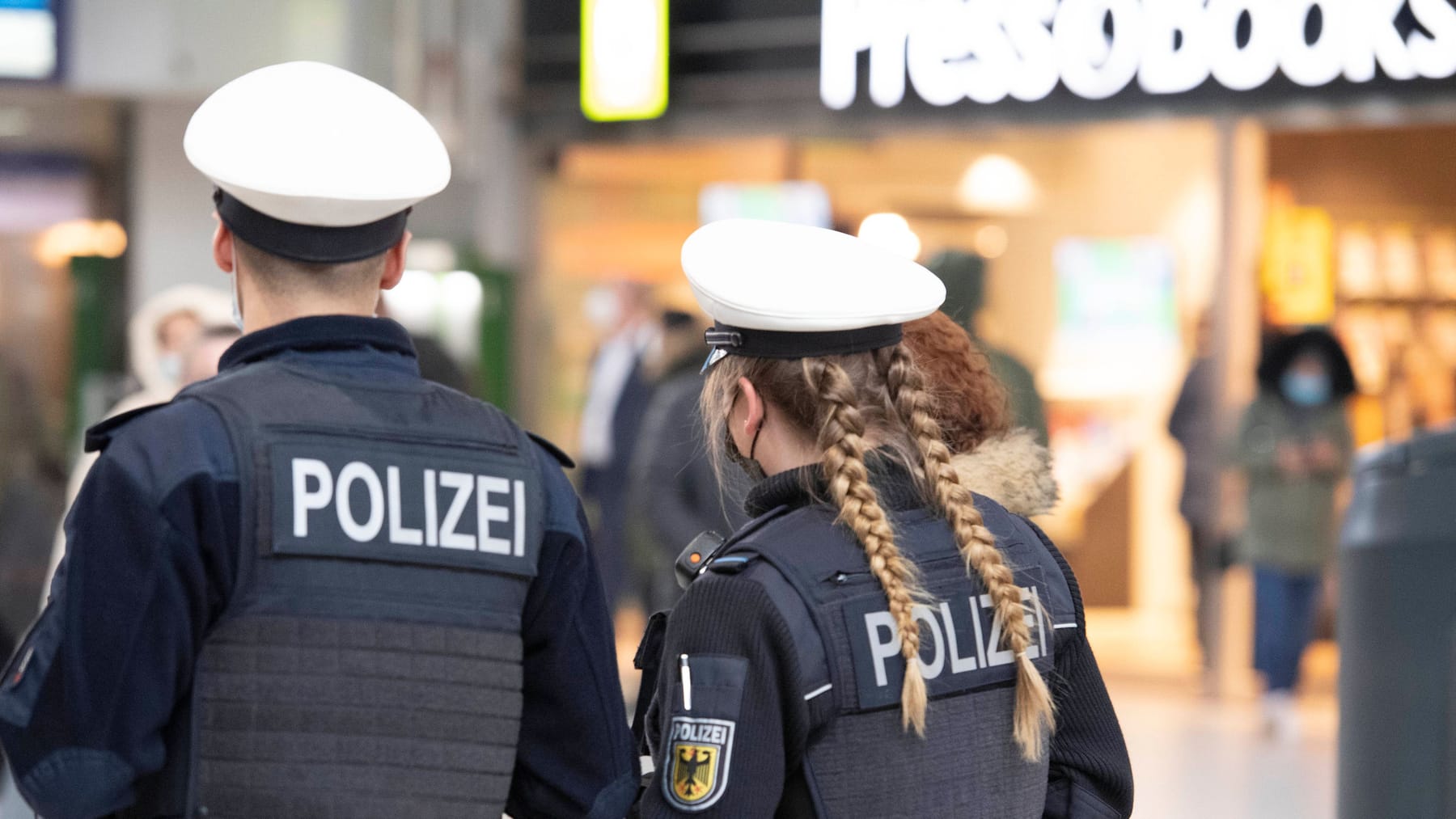 Hamburg: Polizei Greift Betrunkenen Mit Fast Fünf Promille Auf