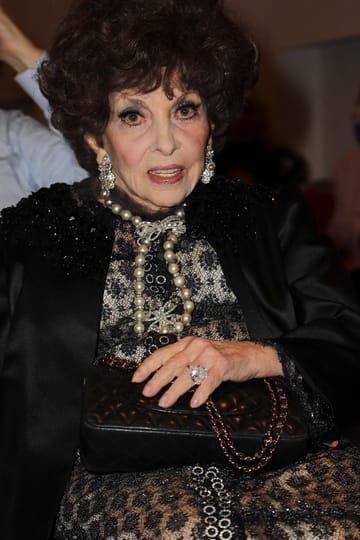 Gina Lollobrigida 2021: Un anno dopo si candida alle elezioni parlamentari.