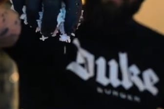 Screenshot aus einem Werbevideo der Kette: Die Angeklagten sollen hohe Summern in die eigenen Taschen gesteckt haben.