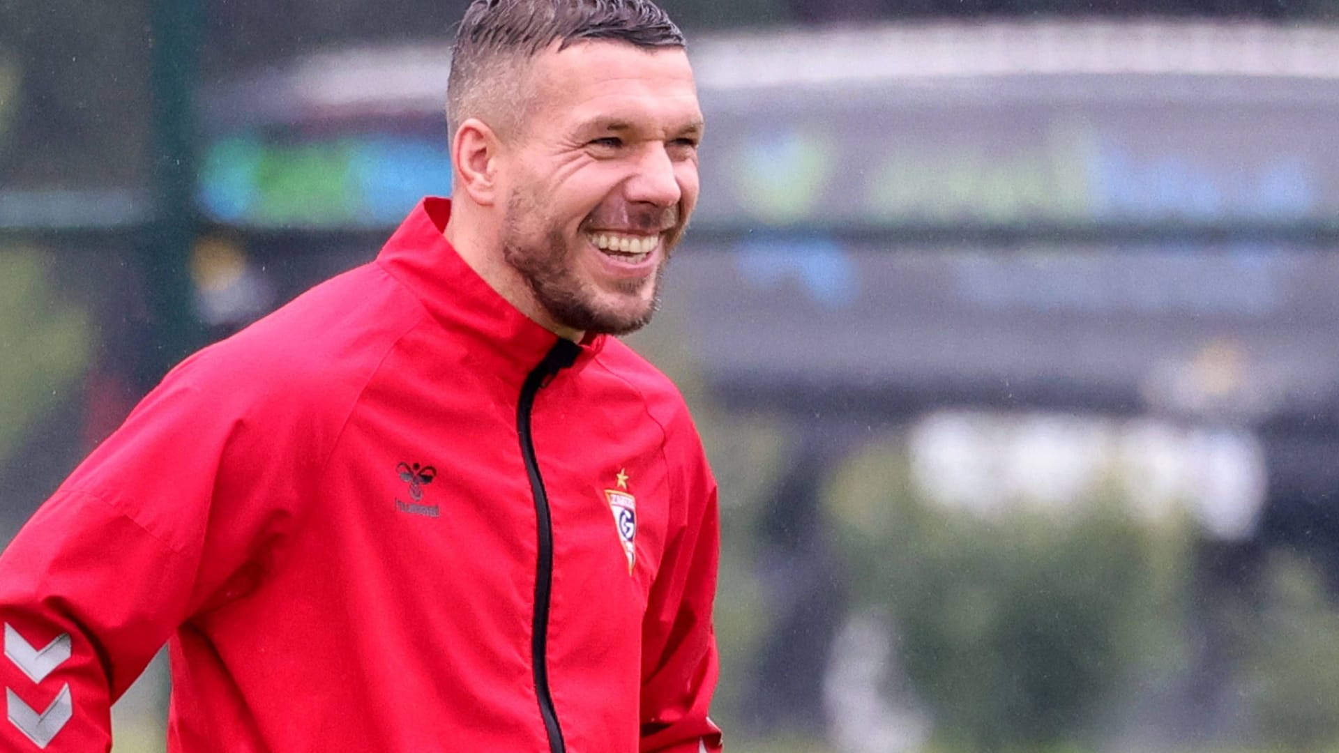 Lukas Podolski: Er freut sich über die Geburt einer Tochter.