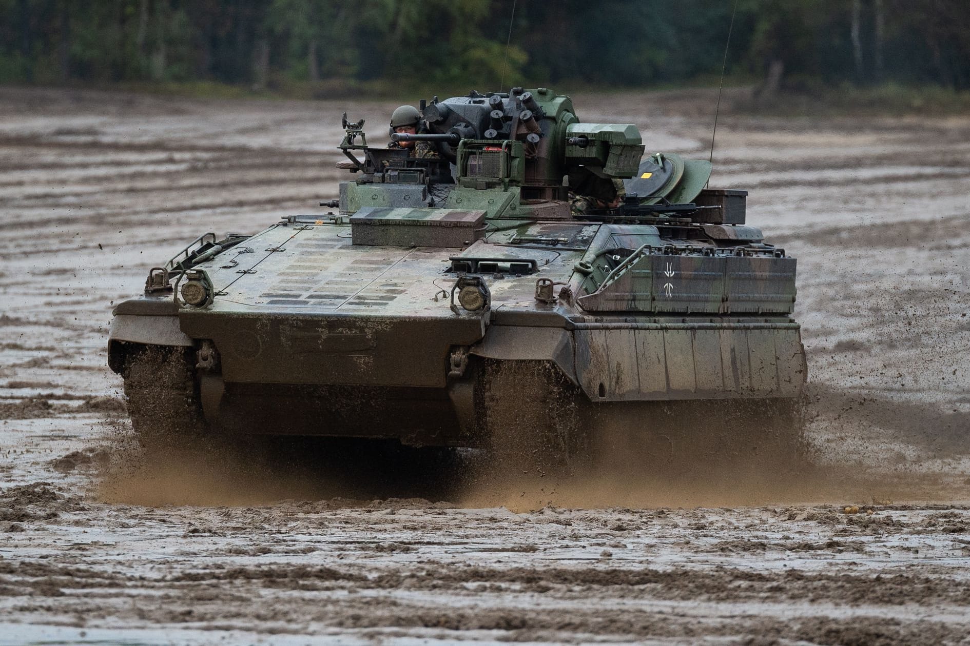 Marder-Schützenpanzer (Archivbild): Die Bundesregierung hat angekündigt, Dutzende Modelle der Ukraine zu liefern.