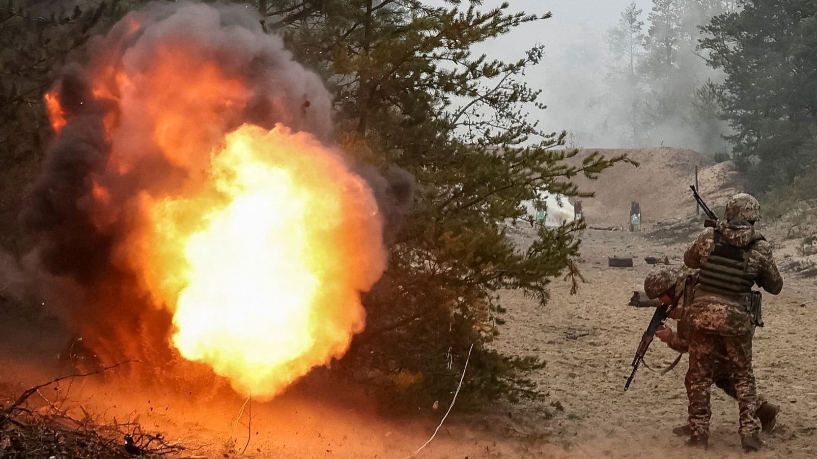 Ukrainische Soldaten nahe Belarus: ZDF-Reporterin Katrin Eigendorf schildert von ihren Erfahrungen in der Ukraine.