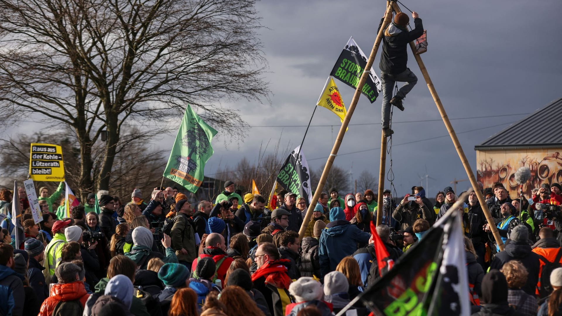 People demonstrate ahead of the evacuation of the German village of Luetzerath