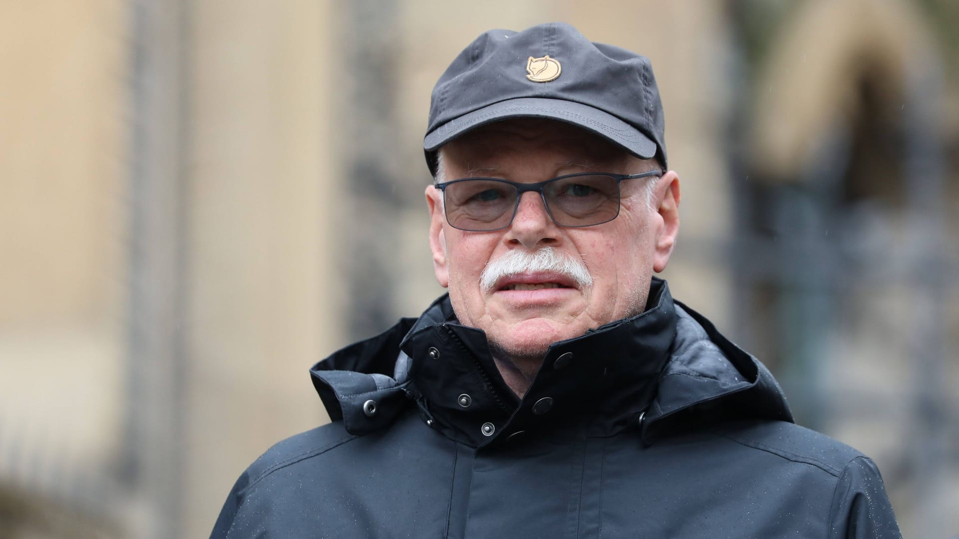 Bremens Innensenator Ulrich Mäurer (Archivbild): Der Sozialdemokrat spricht von "dämlicher Böllerei".