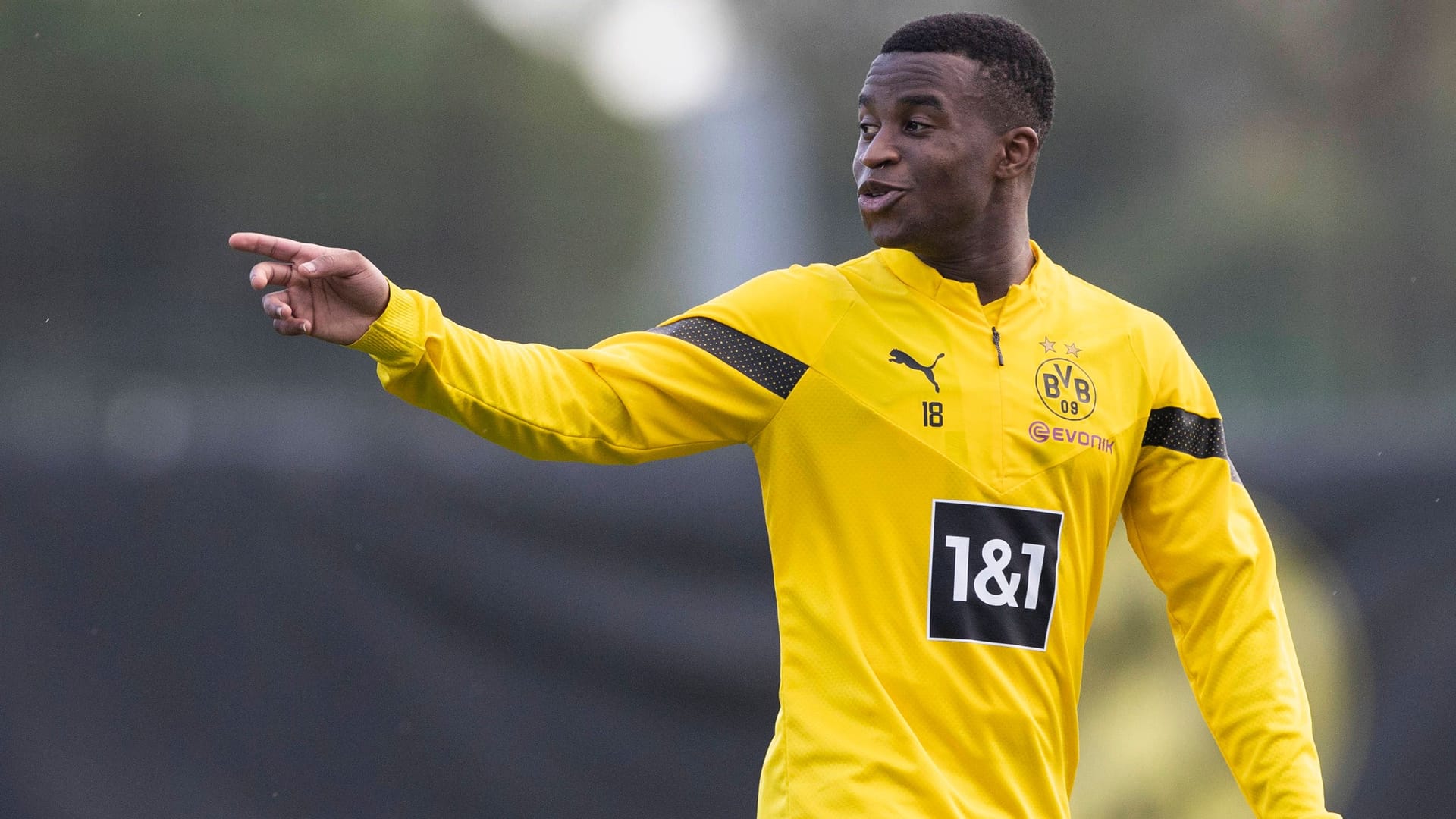 Youssoufa Moukoko: Der Stürmer hat sich für den BVB entschieden. Youssoufa Moukoko: Der Stürmer hat sich für den BVB entschieden.