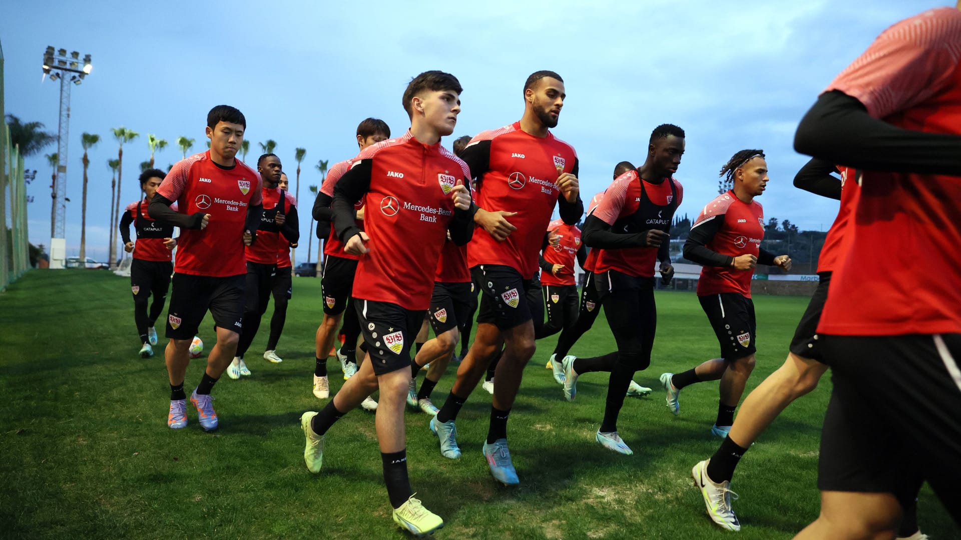 Trainingseinheit des VfB Stuttgart: Im Trainingslager in Marbella macht sich der Bundesligist fit für die Rückrunde.